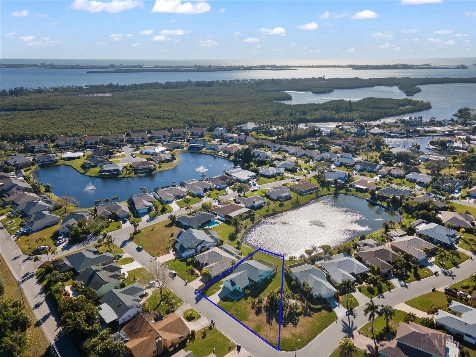 5110 86th Street Court W Bradenton FL 34210 - SMALL PRIVATE LAKE A4683090 image51