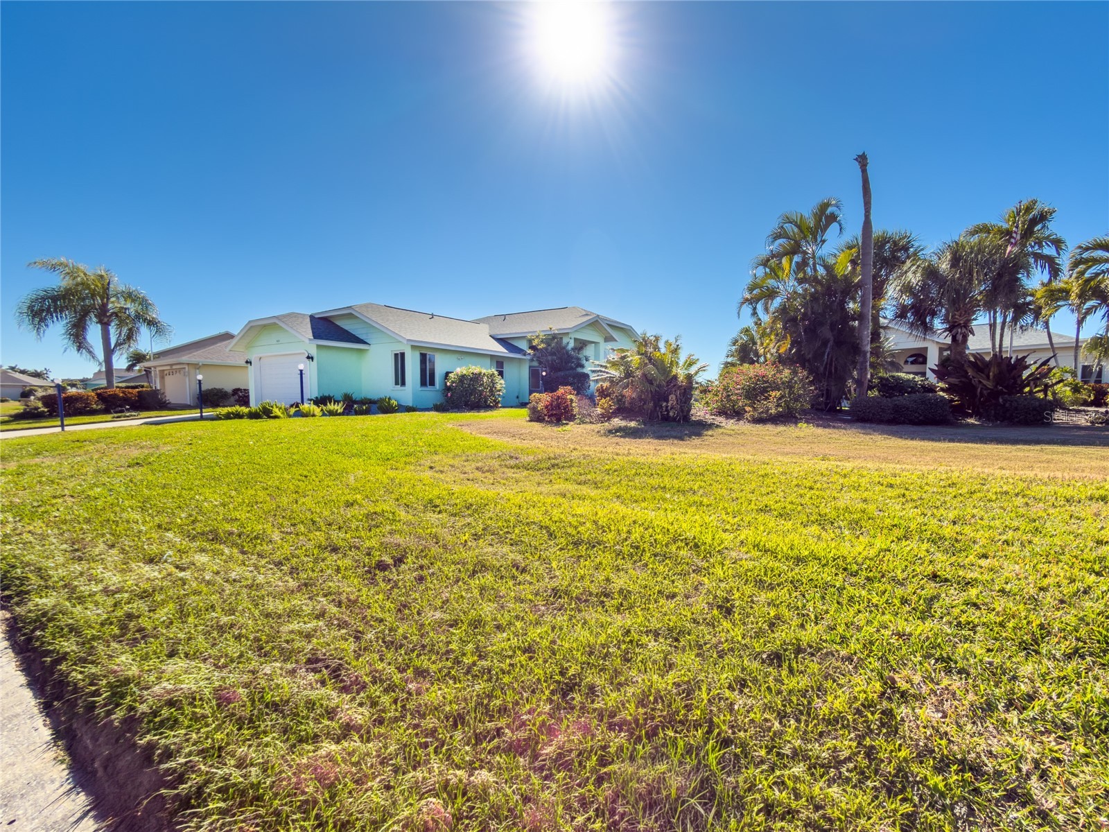 5110 86th Street Court W Bradenton FL 34210 - SMALL PRIVATE LAKE A4683090 image6