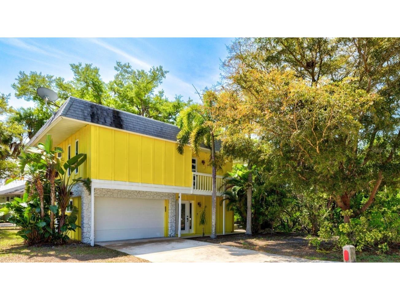 5110 Admiral Place Sarasota FL 34231 A4686260 image1