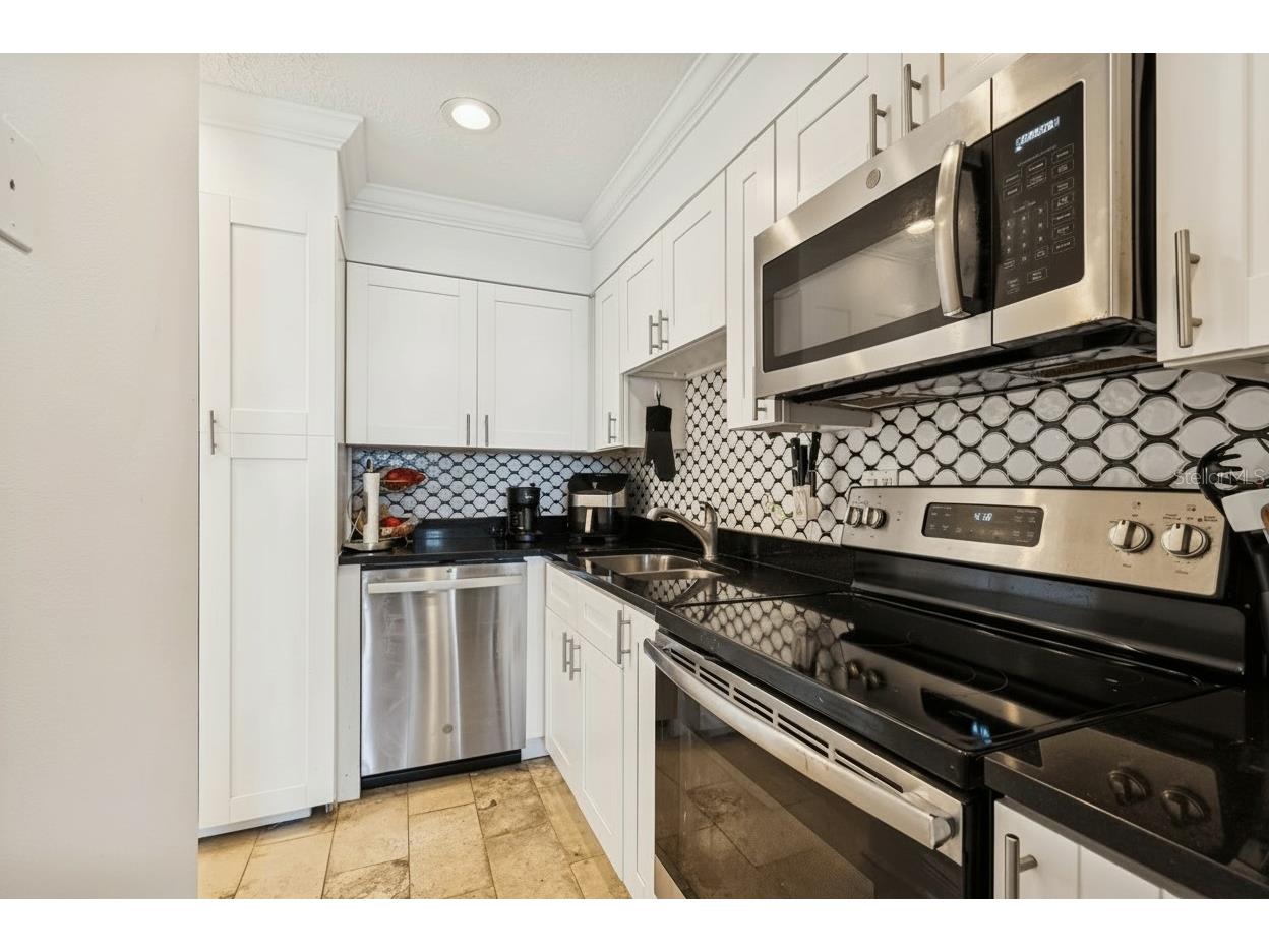 5110 Coquina Key Drive SE #C Saint Petersburg FL 33705 - TAMPA BAY TB8473440 image15