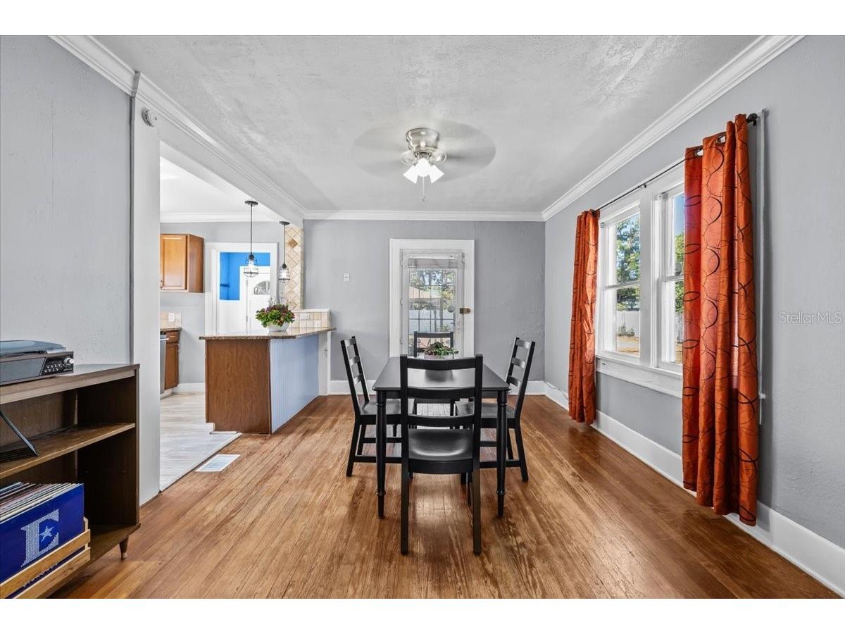 5110 Emerson Avenue S Saint Petersburg FL 33707 TB8505950 image12