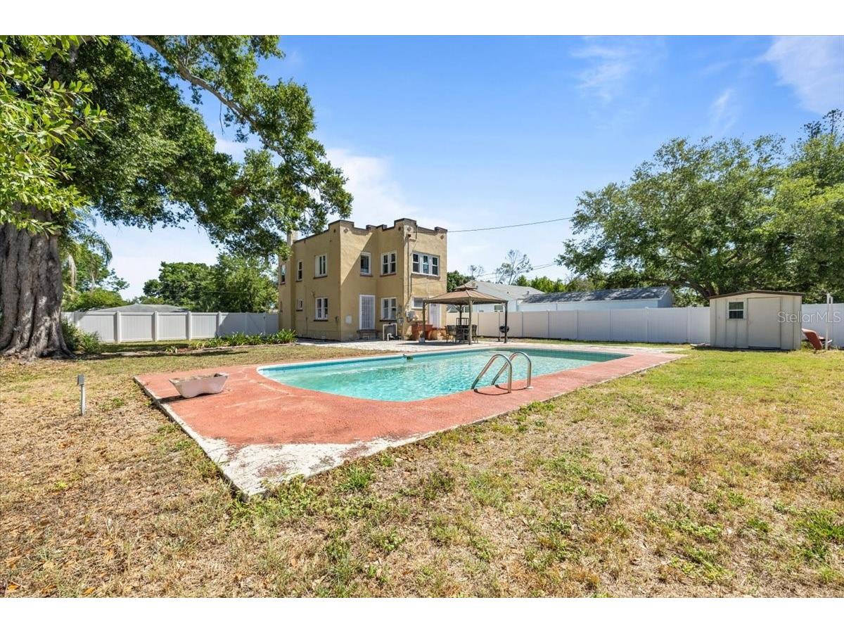 5110 Emerson Avenue S Saint Petersburg FL 33707 TB8505950 image30
