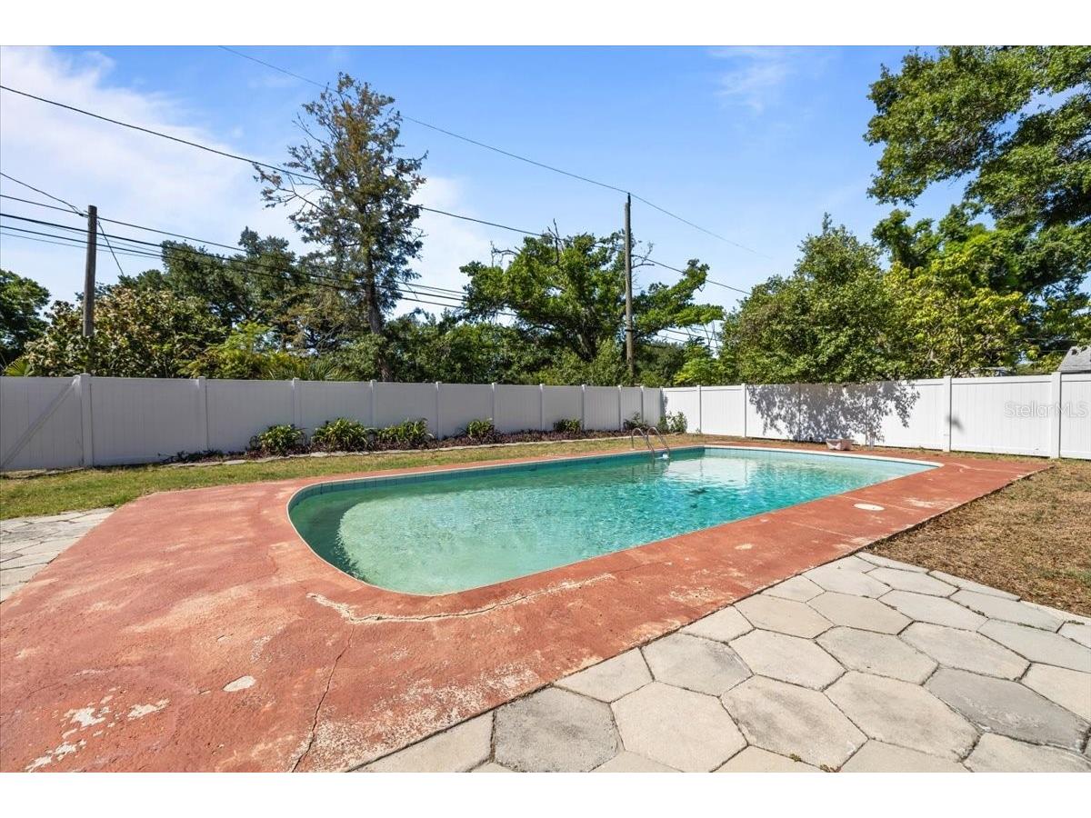 5110 Emerson Avenue S Saint Petersburg FL 33707 TB8505950 image32