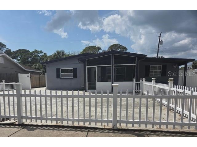 5110 Gateway Drive Tampa FL 33615 W7883771 image1