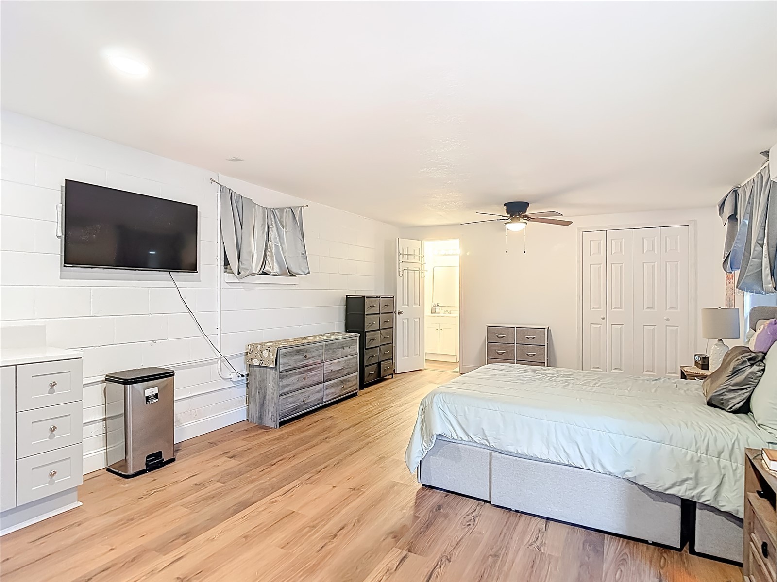 5110 Gateway Drive Tampa FL 33615 W7883771 image54