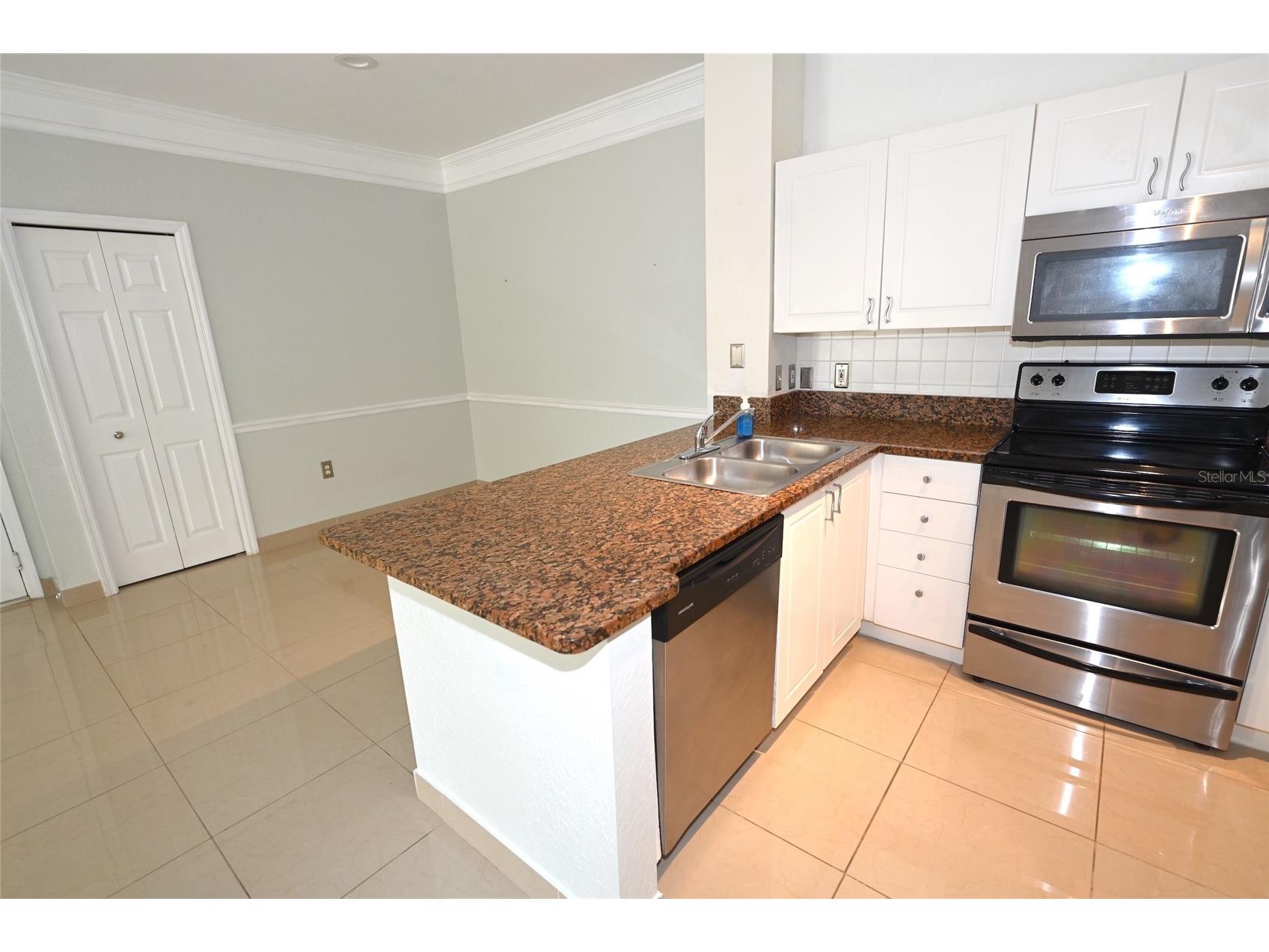 5110 Northridge Road #202 Sarasota FL 34238 A4691264 image8