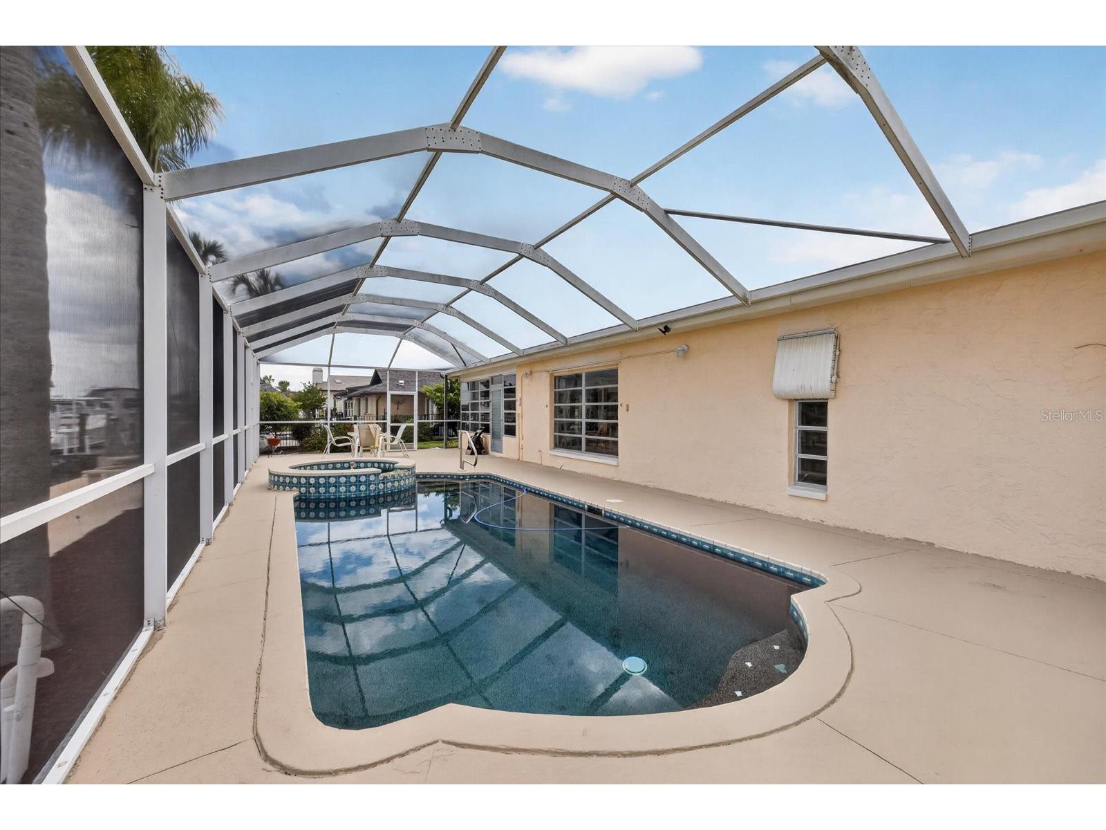 5110 Porpoise Place New Port Richey FL 34652 - GULF W7884721 image3
