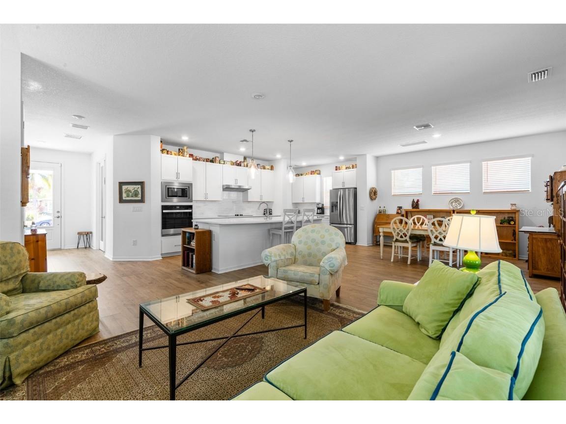 5111 5th Avenue S Saint Petersburg FL 33707 TB8449858 image8