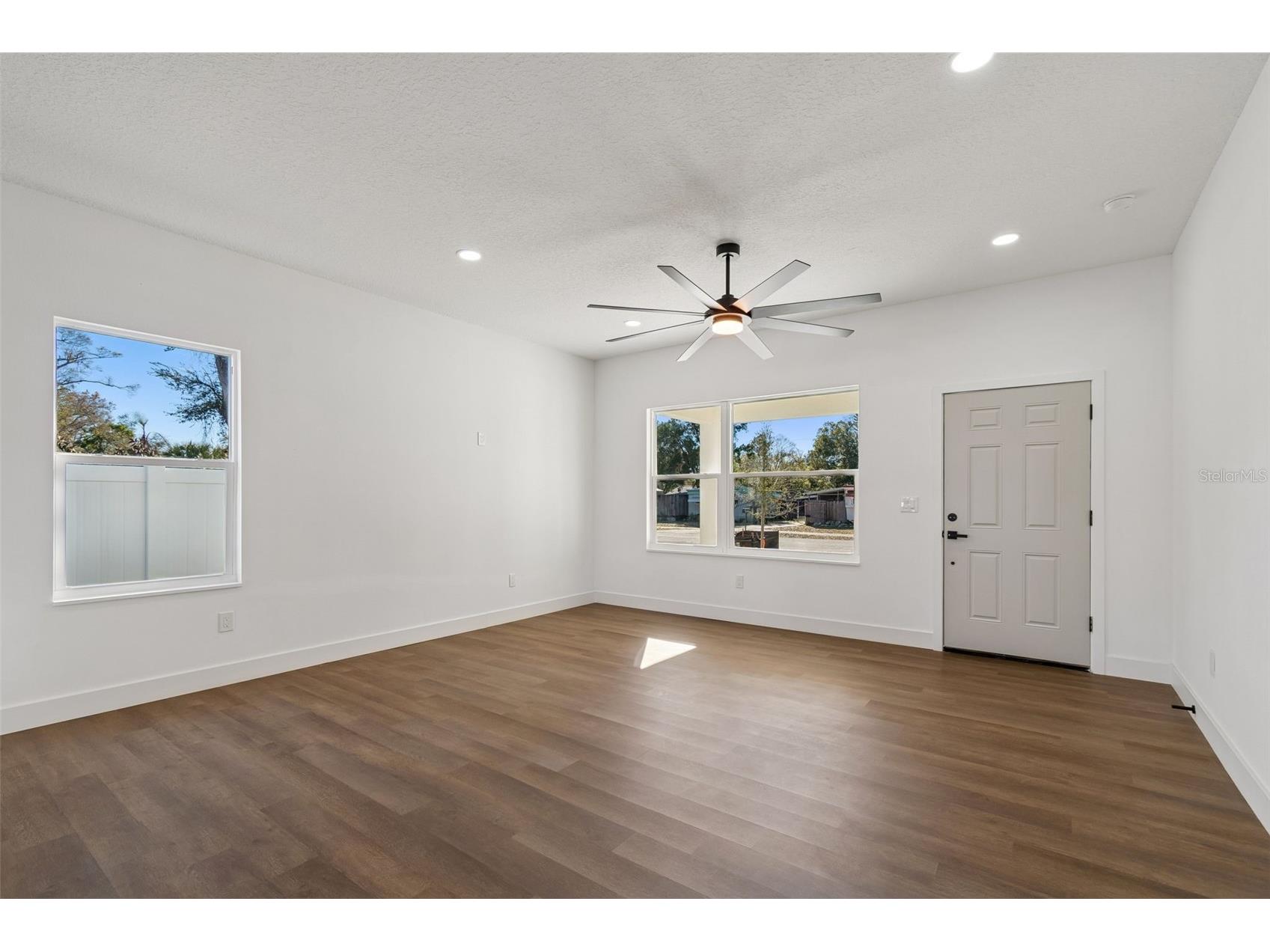 5111 68th Street N Saint Petersburg FL 33709 TB8485794 image17