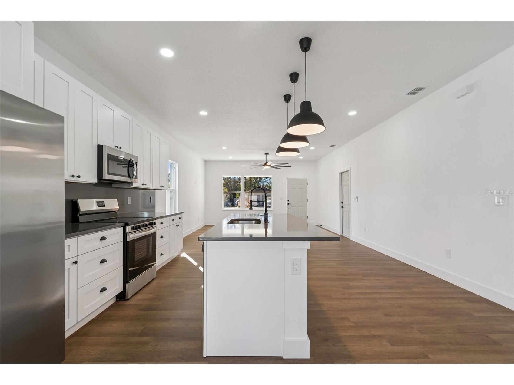 5111 68th Street N Saint Petersburg FL 33709 TB8485794 image23