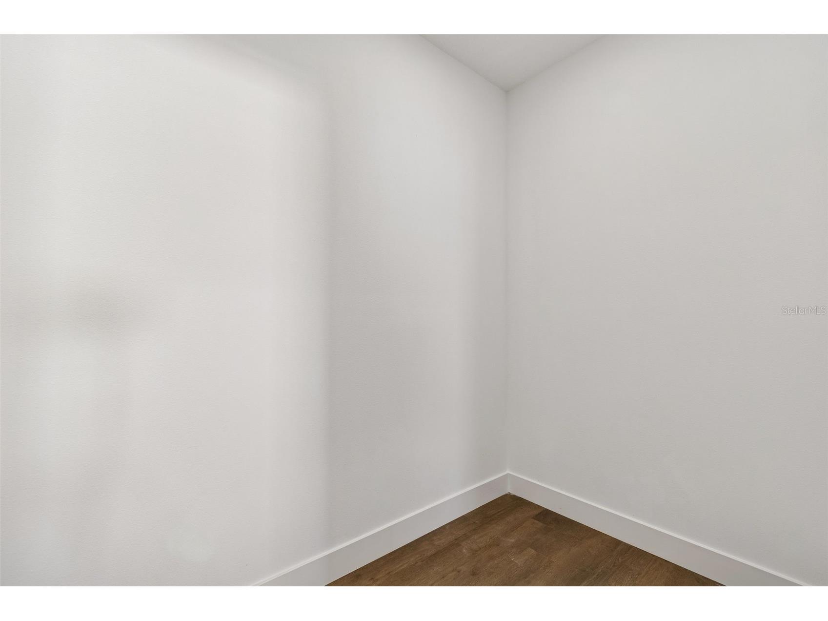 5111 68th Street N Saint Petersburg FL 33709 TB8485794 image40