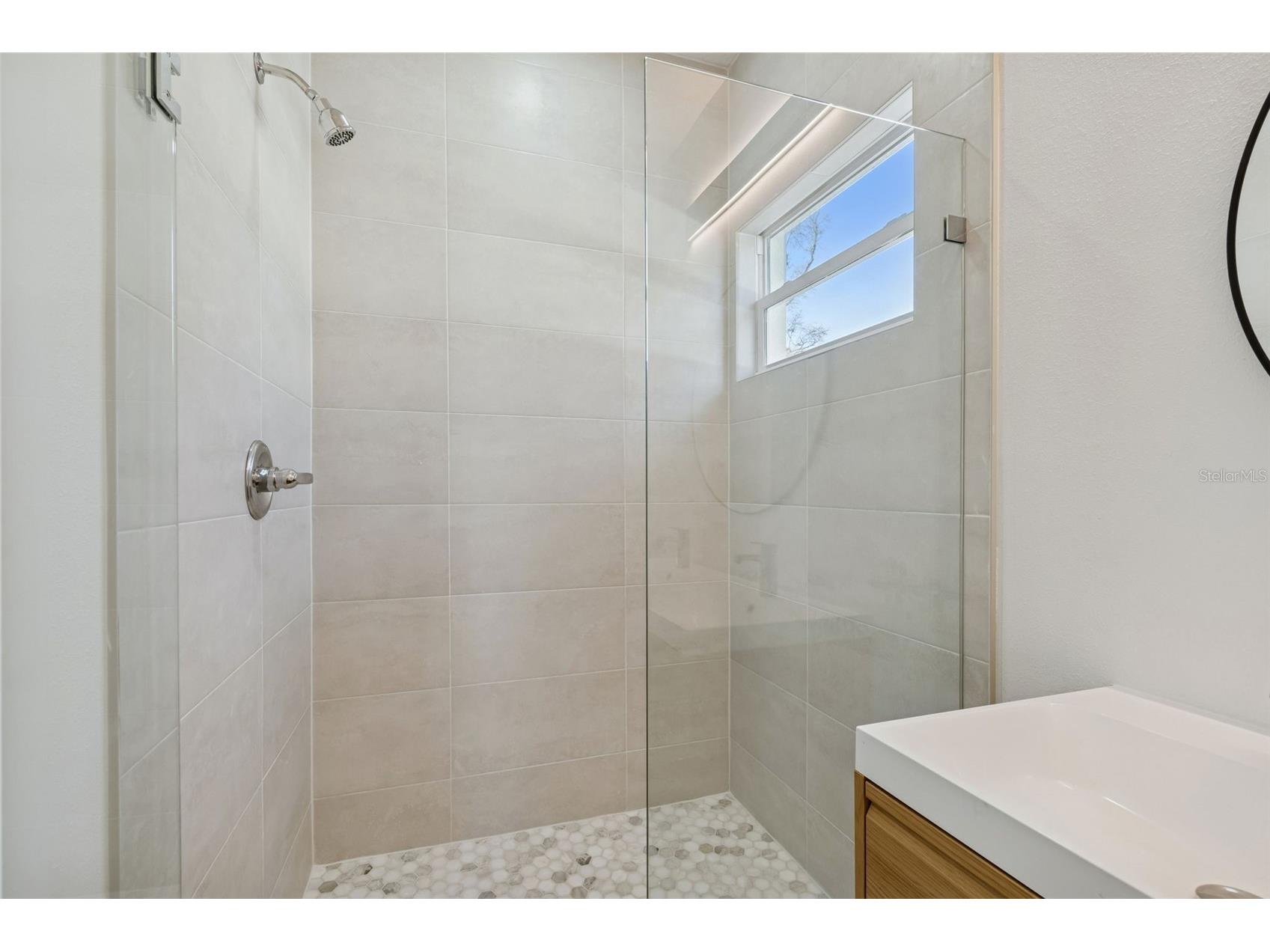 5111 68th Street N Saint Petersburg FL 33709 TB8485794 image44