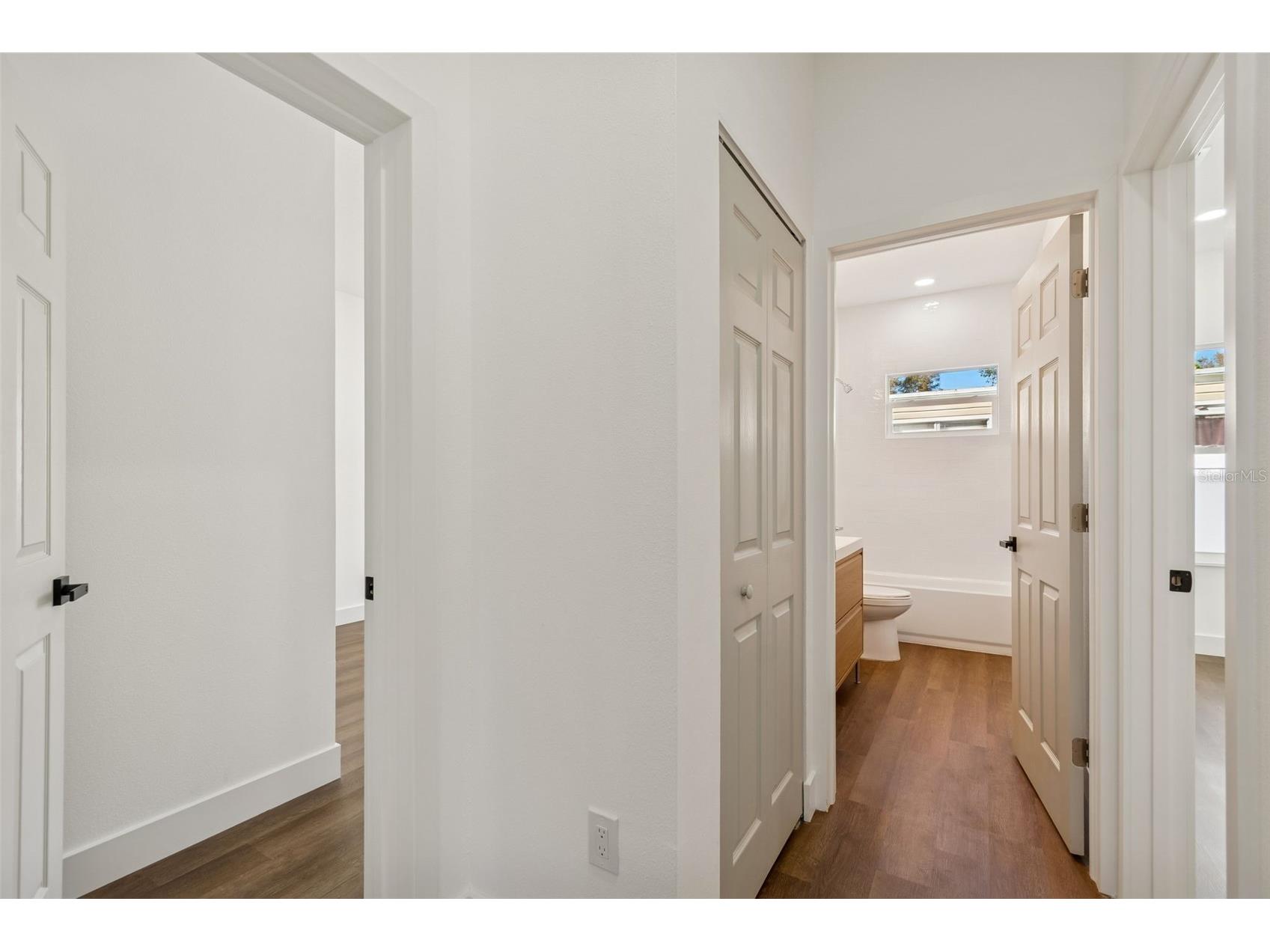 5111 68th Street N Saint Petersburg FL 33709 TB8485794 image46