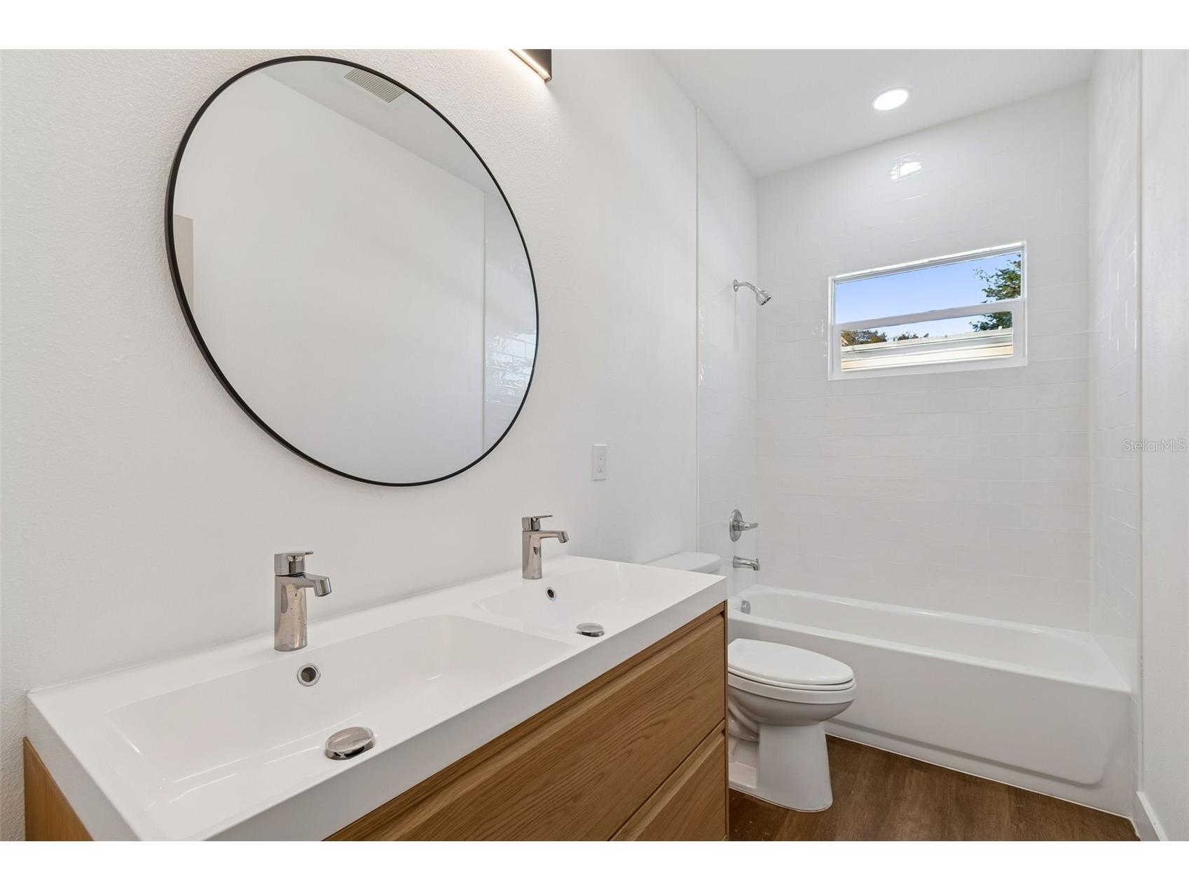 5111 68th Street N Saint Petersburg FL 33709 TB8485794 image51