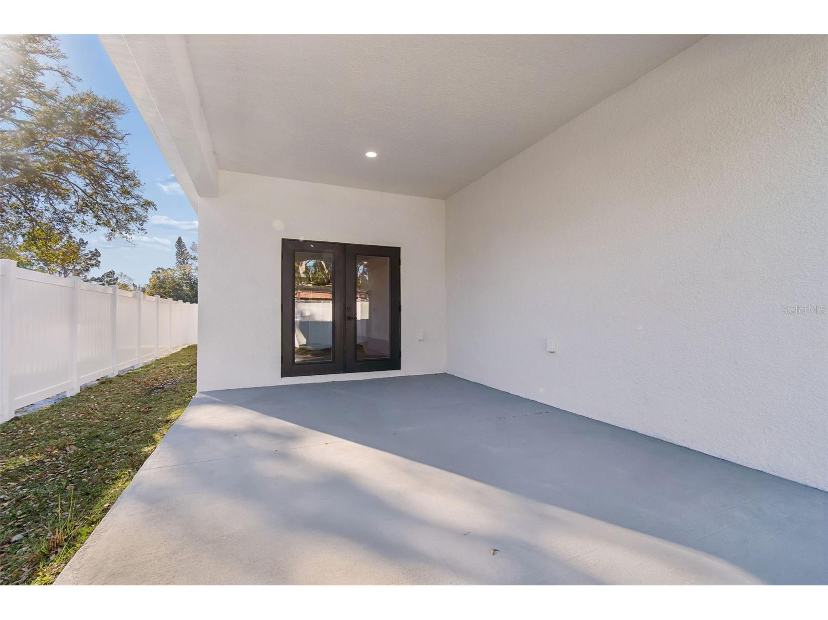 5111 68th Street N Saint Petersburg FL 33709 TB8485794 image64