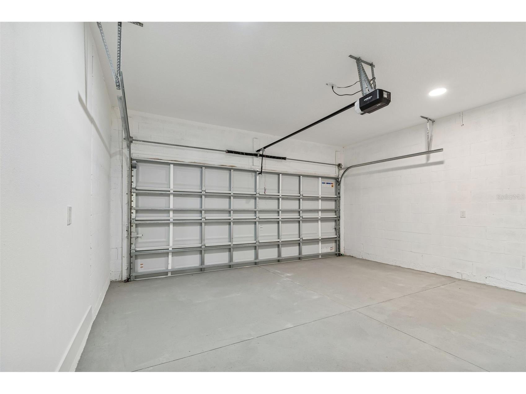 5111 68th Street N Saint Petersburg FL 33709 TB8485794 image68