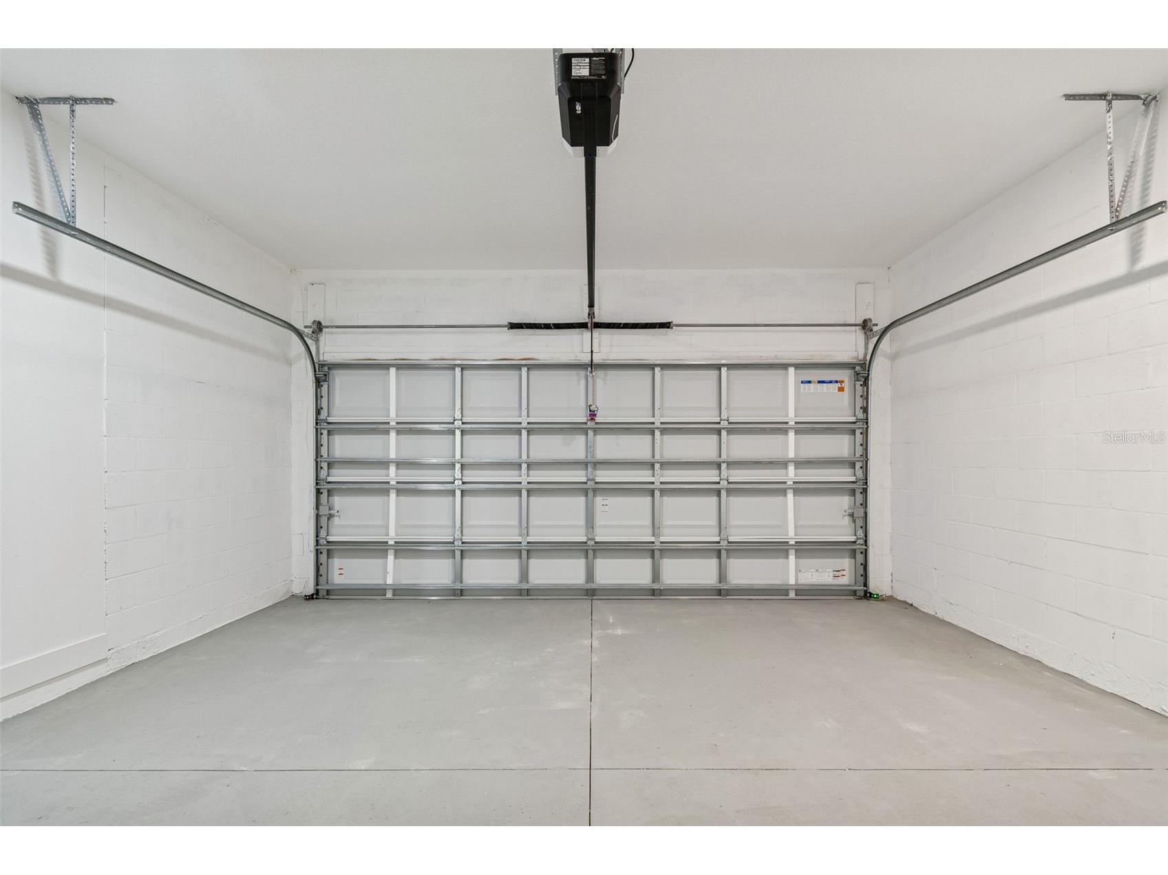 5111 68th Street N Saint Petersburg FL 33709 TB8485794 image69