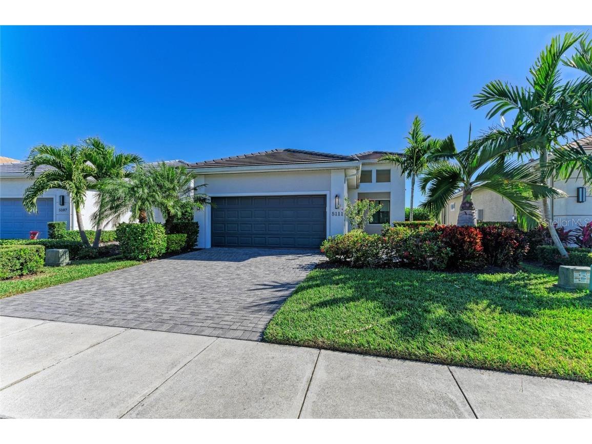 5111 Barnett Circle Bradenton FL 34211 A4675648 image1