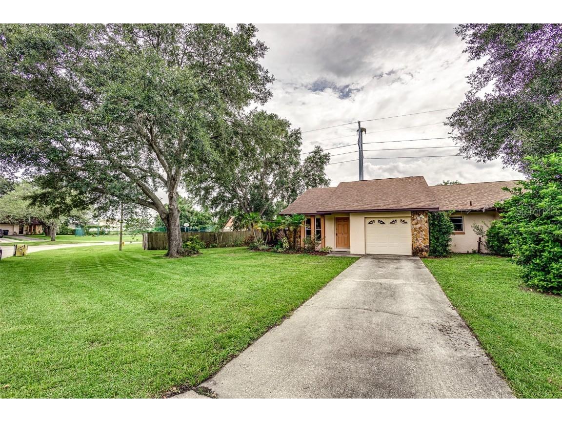 5111 Cimarron Drive Lakeland FL 33813 L4938607 image1