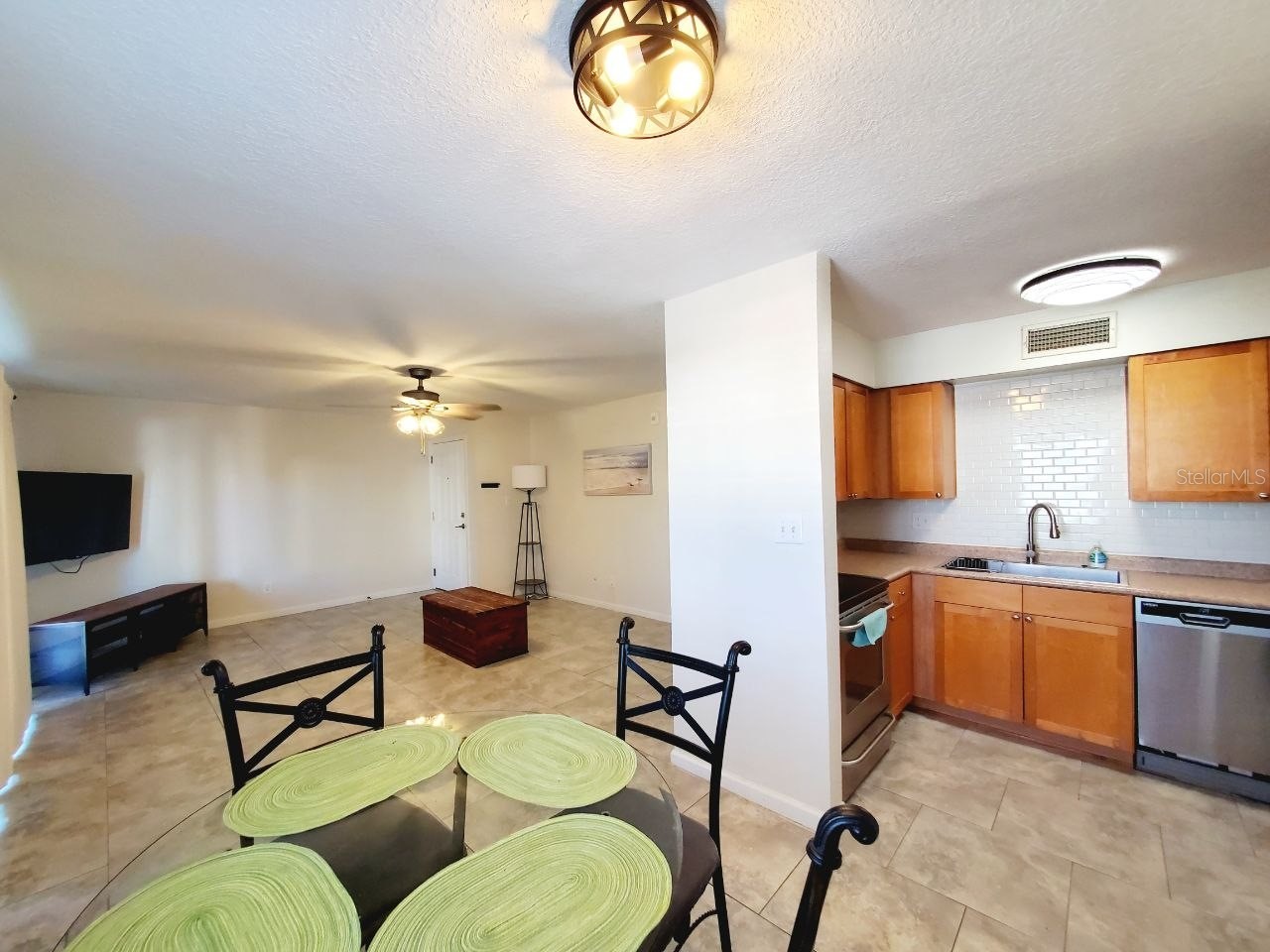 5111 Coquina Key Drive SE #A Saint Petersburg FL 33705 TB8516189 image6