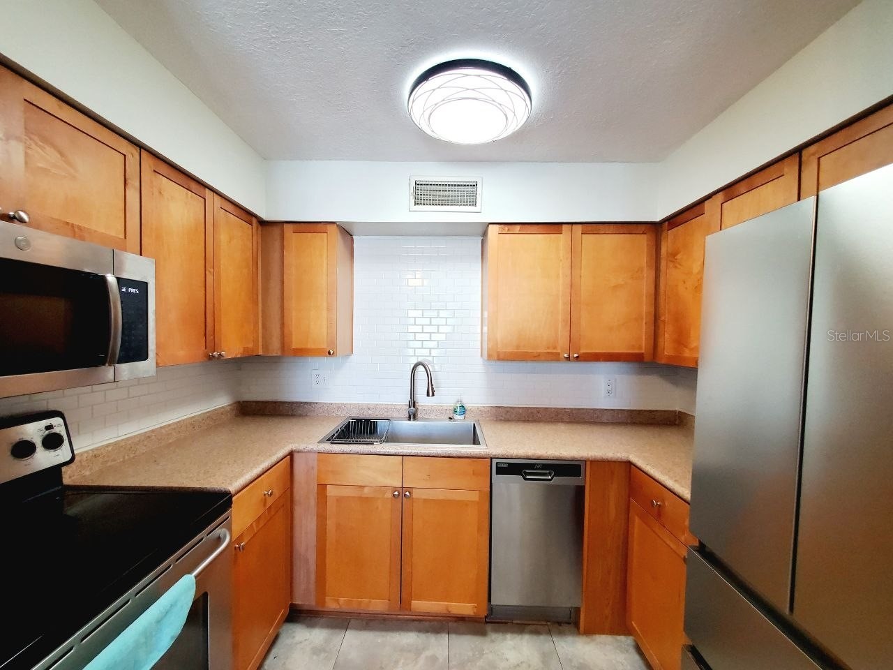 5111 Coquina Key Drive SE #A Saint Petersburg FL 33705 TB8516189 image8
