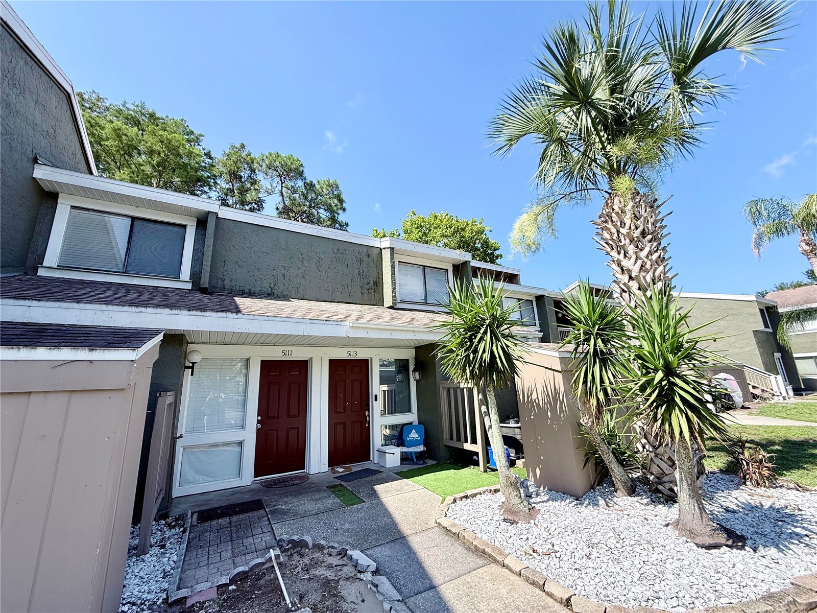 5111 Eaglesmere Drive #D10 Orlando FL 32819 R4911705 image1