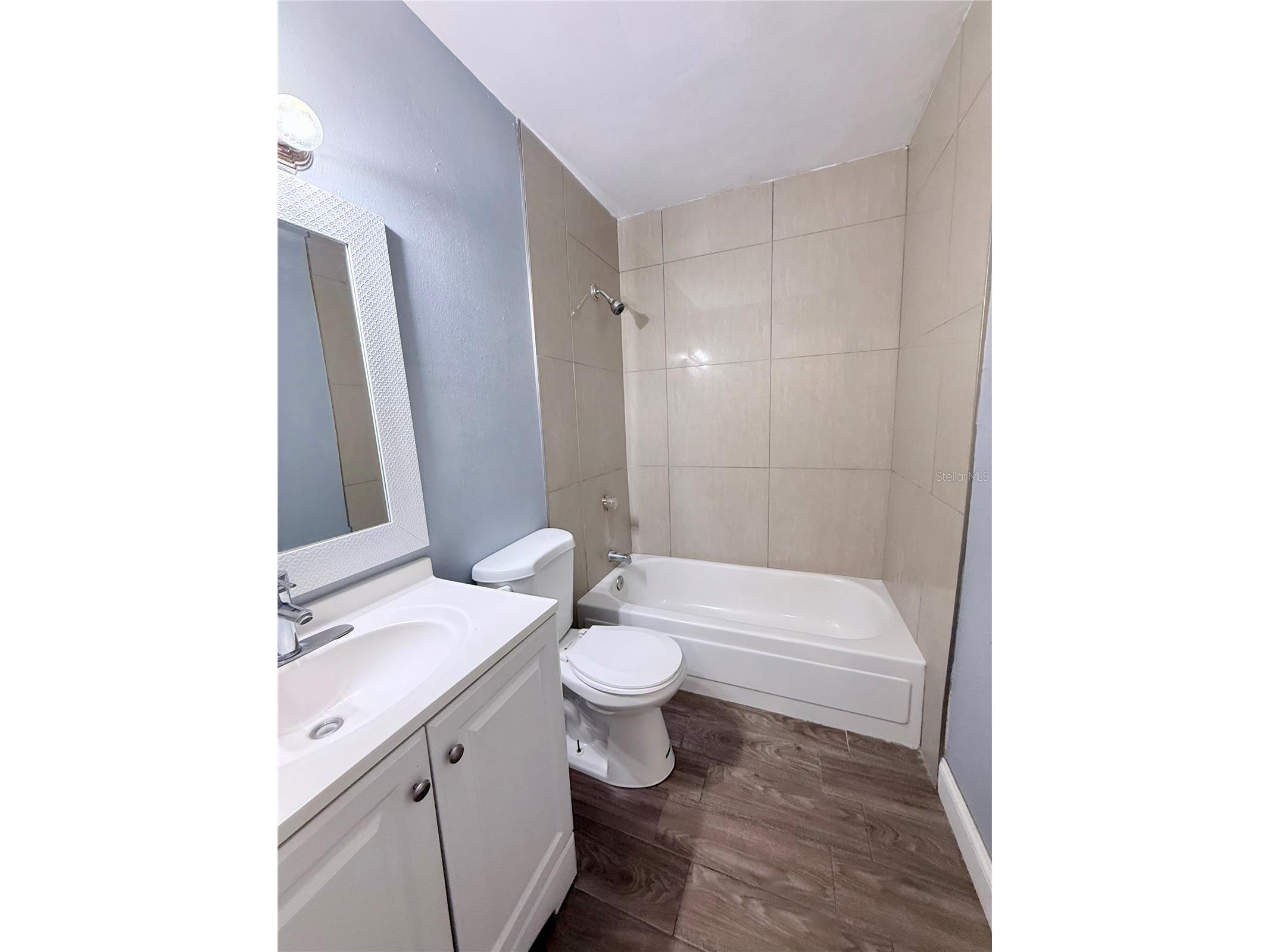 5111 Eaglesmere Drive #D10 Orlando FL 32819 R4911705 image10
