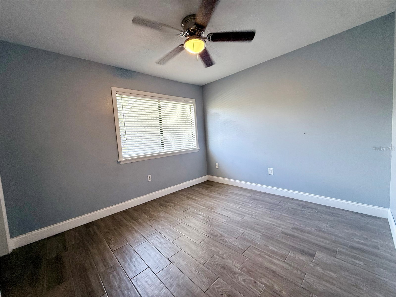 5111 Eaglesmere Drive #D10 Orlando FL 32819 R4911705 image11