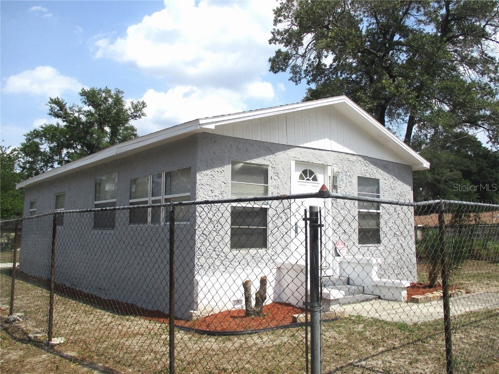 5111 N 39th Street Tampa FL 33610 T3419274 image1