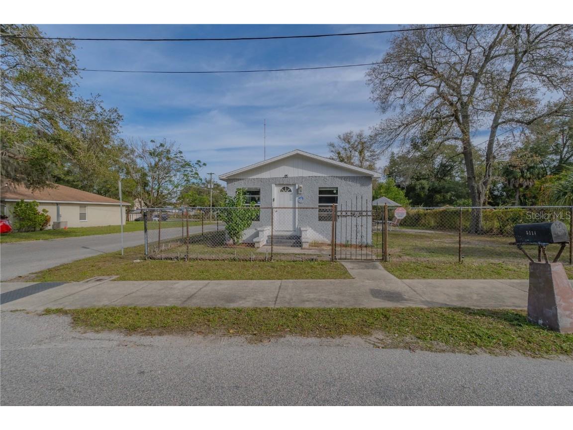 5111 N 39th Street Tampa FL 33610 U8228089 image1