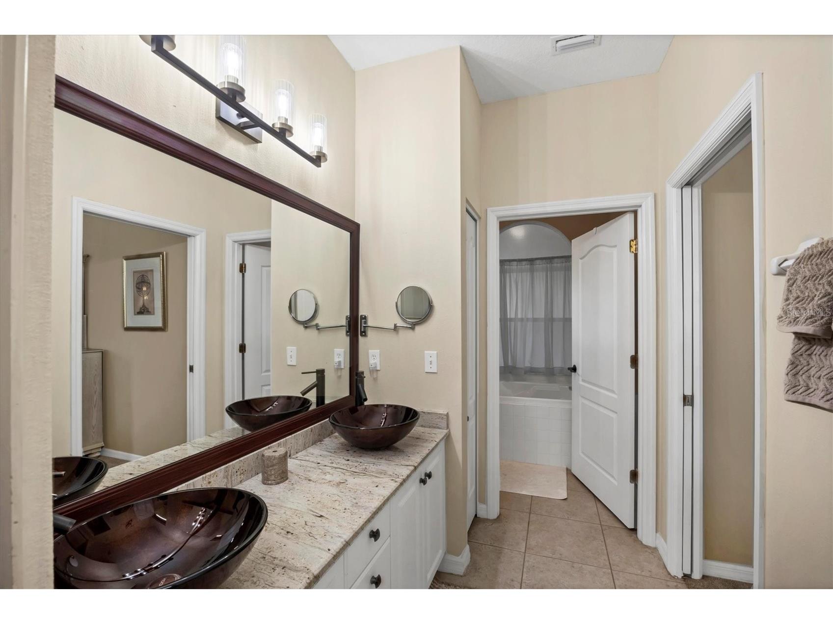 5111 Peppermill Court Sarasota FL 34241 TB8432110 image23