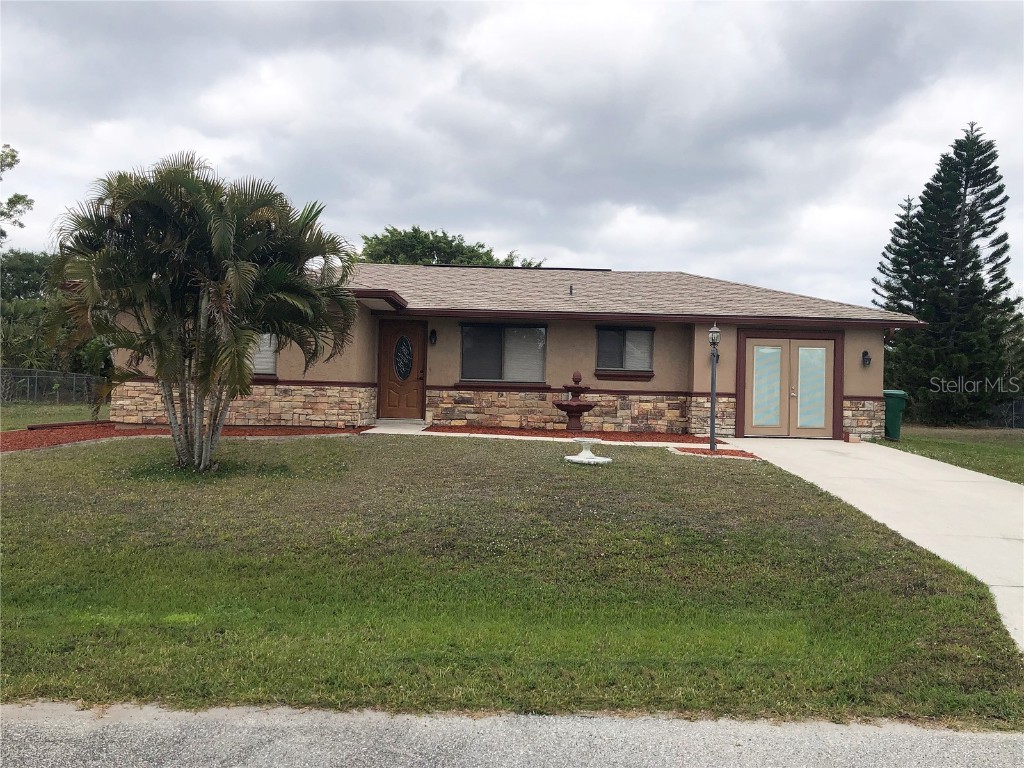 5112 Chaves Circle Port Charlotte FL 33948 C7456350 image1