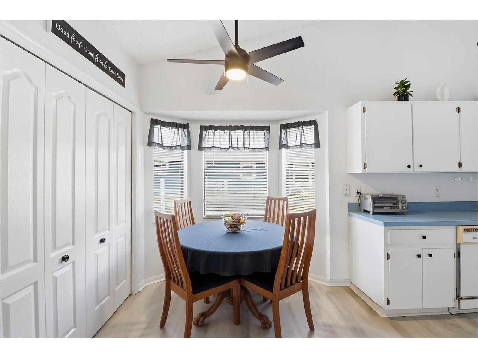 5112 Parkway Boulevard Land O Lakes FL 34639 OM718133 image15