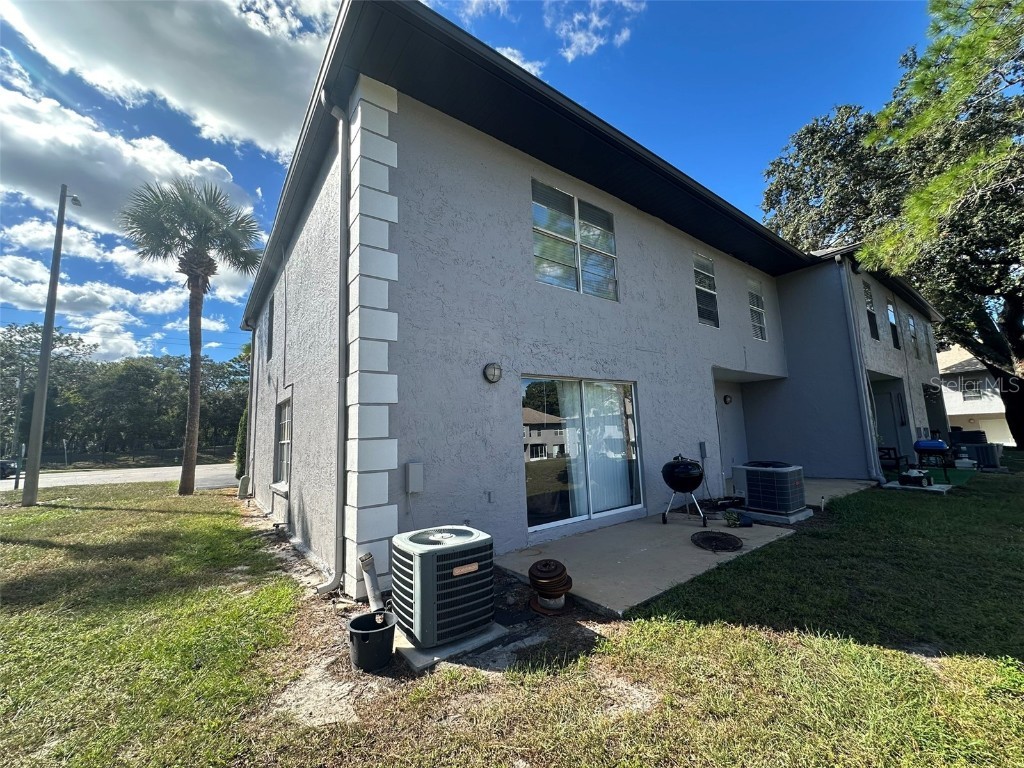 5112 Sunridge Palms Drive Tampa FL 33617 TB8440510 image21