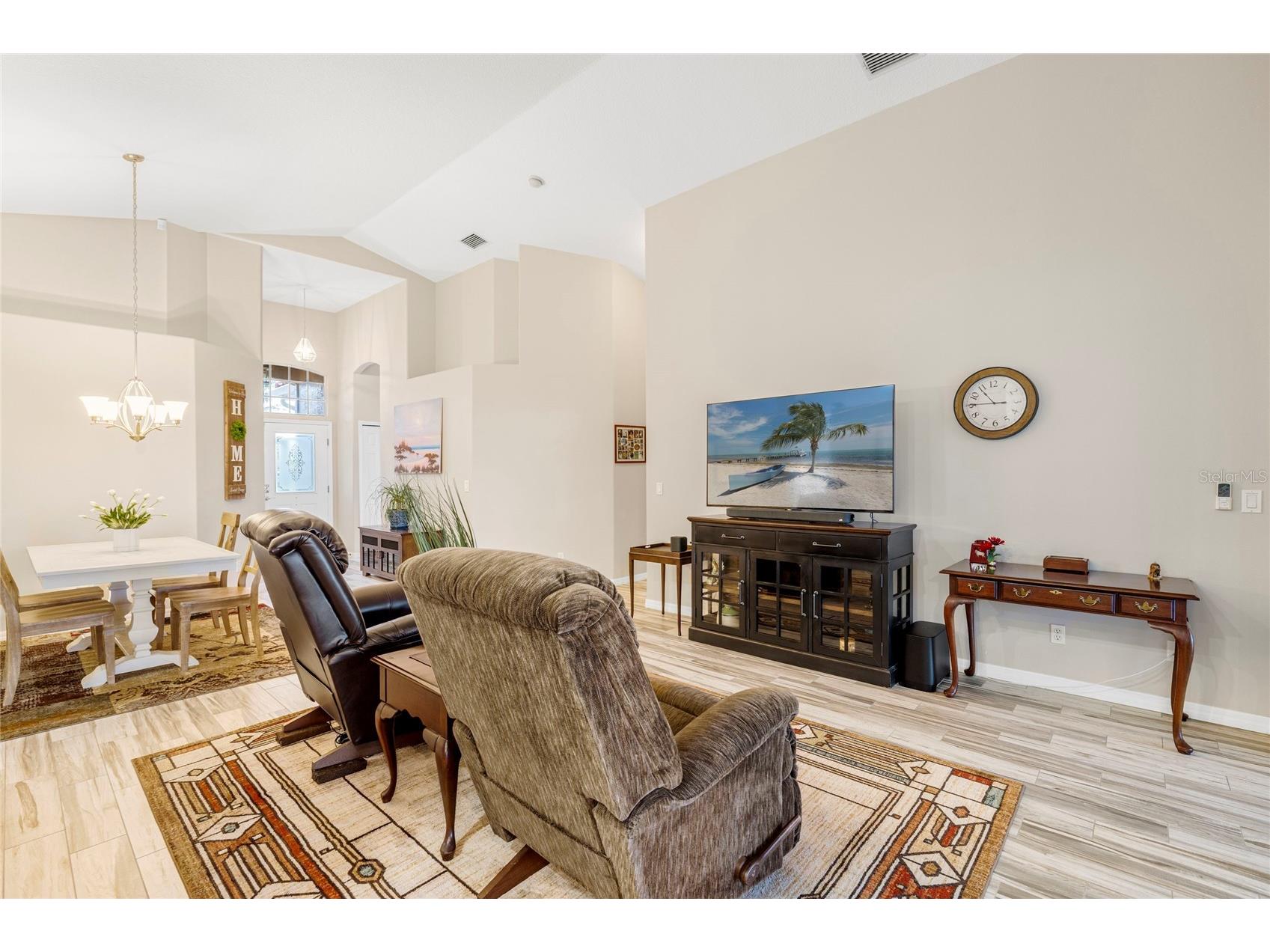 5113 Flagstone Drive Sarasota FL 34238 A4684602 image10