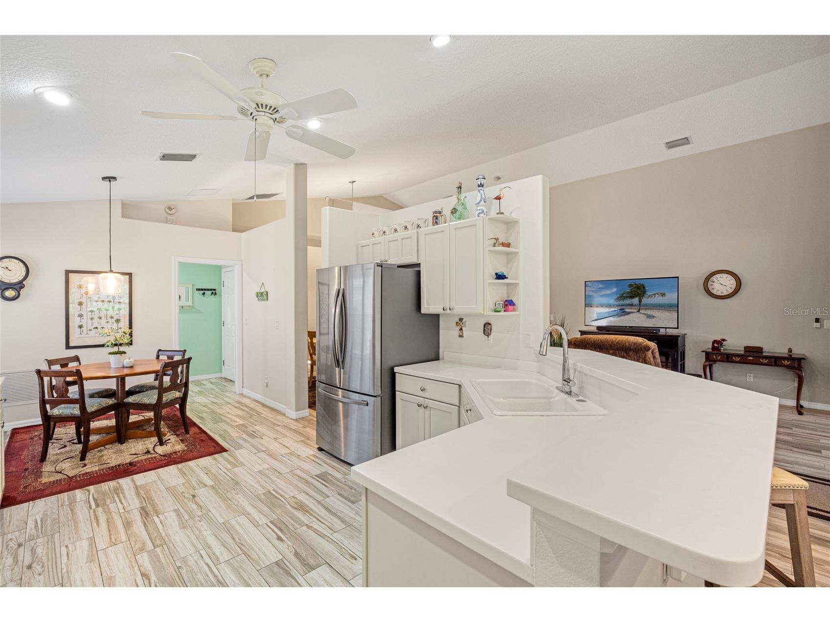 5113 Flagstone Drive Sarasota FL 34238 A4684602 image11