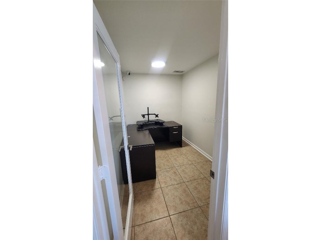 5113 Memorial Highway Tampa FL 33634 TB8457969 image3