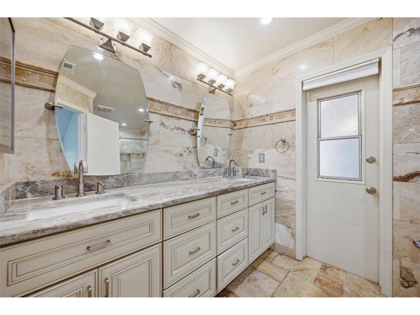 5113 Pennsbury Drive Tampa FL 33624 TB8521488 image40