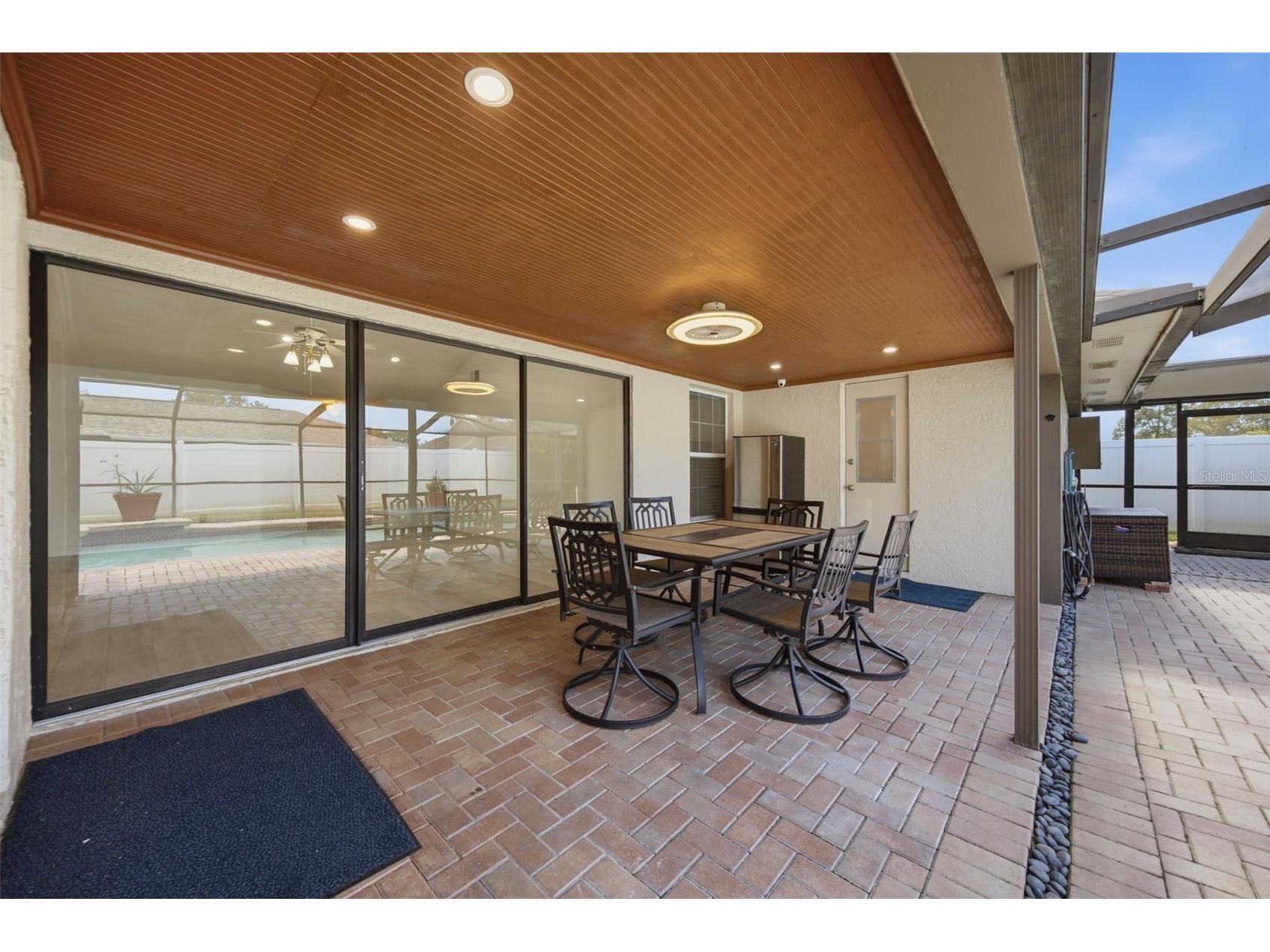 5113 Pennsbury Drive Tampa FL 33624 TB8521488 image45