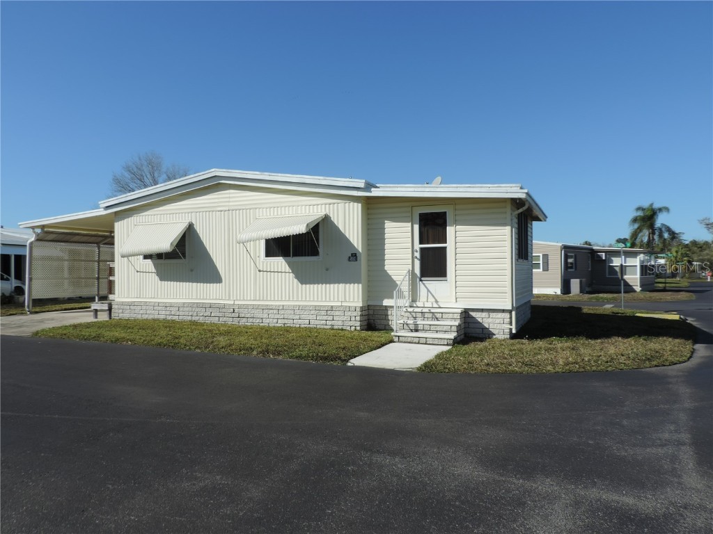 5114 Damsen Circle New Port Richey FL 34653 W7861788 image1