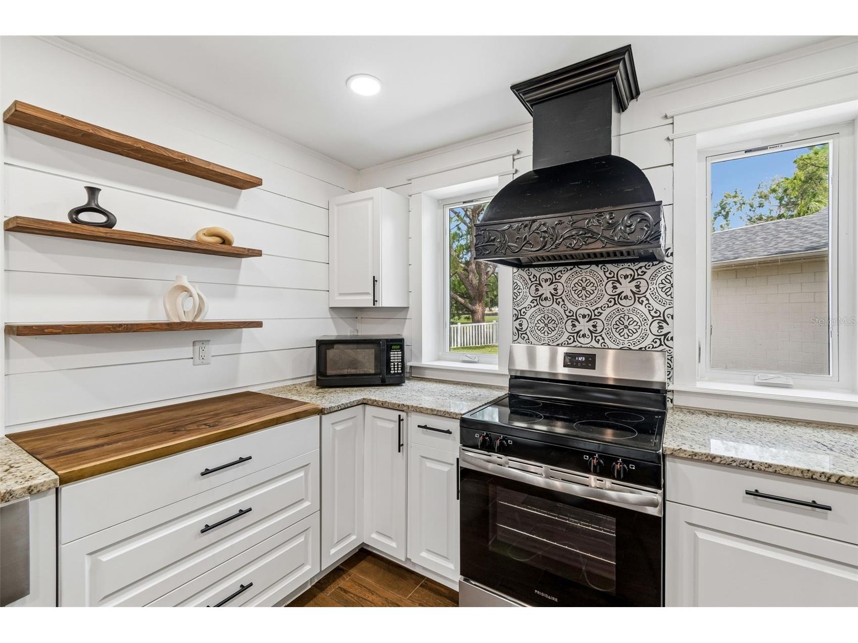 5114 Stonehaven Court Tampa FL 33624 TB8518731 image23