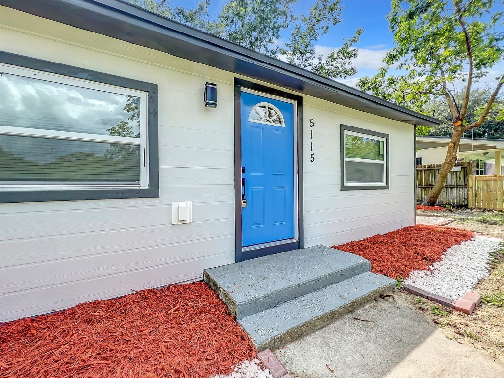 5115 10th Street Zephyrhills FL 33542 S5088355 image1