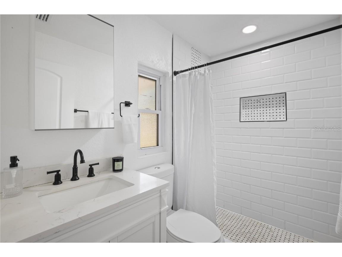 5115 16th Street N Saint Petersburg FL 33703 TB8422781 image15