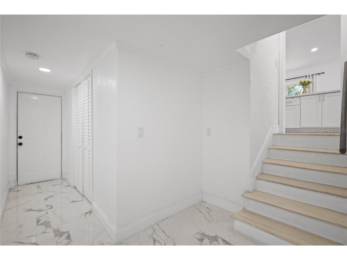 5115 16th Street N Saint Petersburg FL 33703 TB8422781 image6