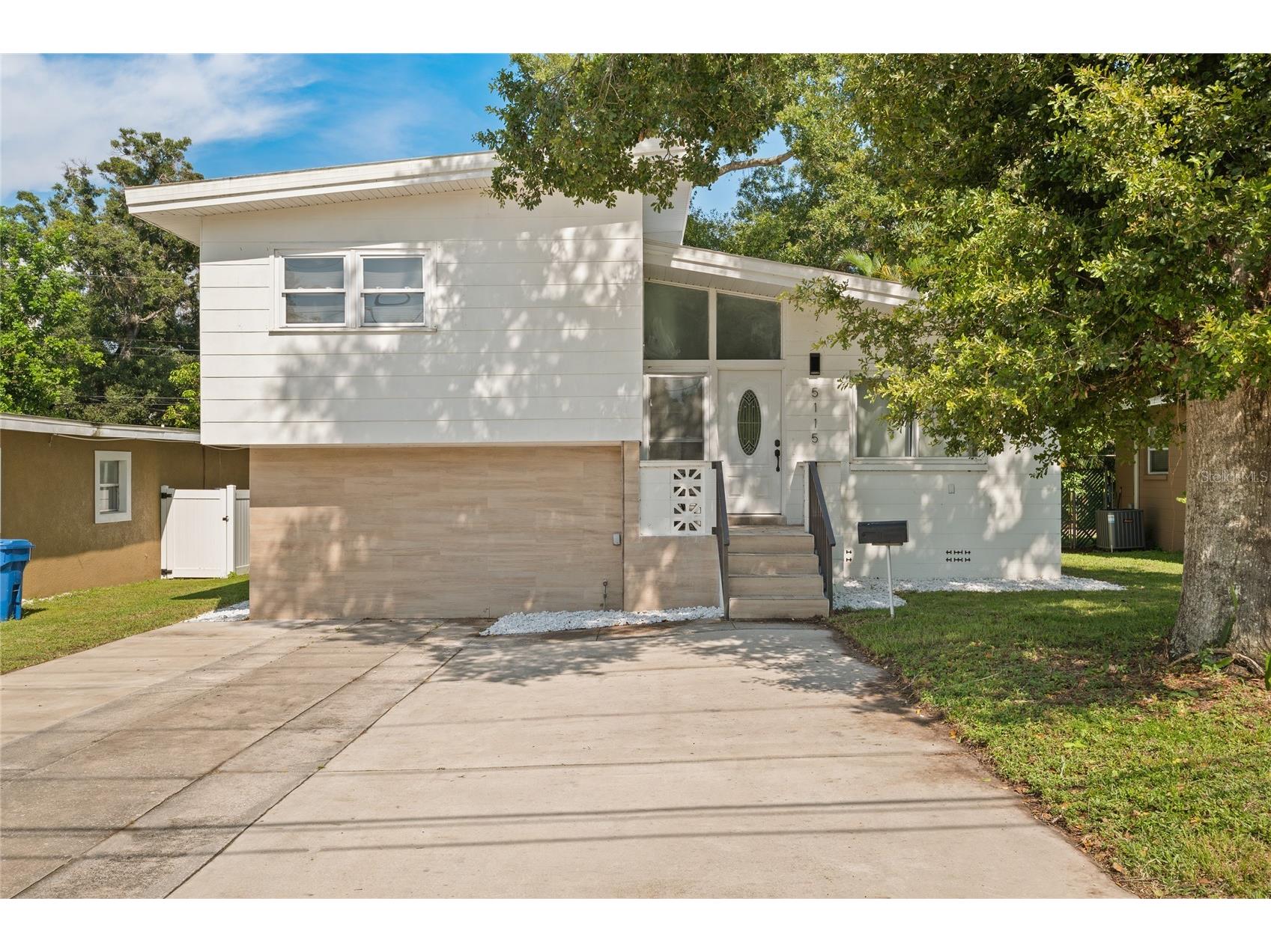 5115 16th Street N Saint Petersburg FL 33703 TB8477639 image1