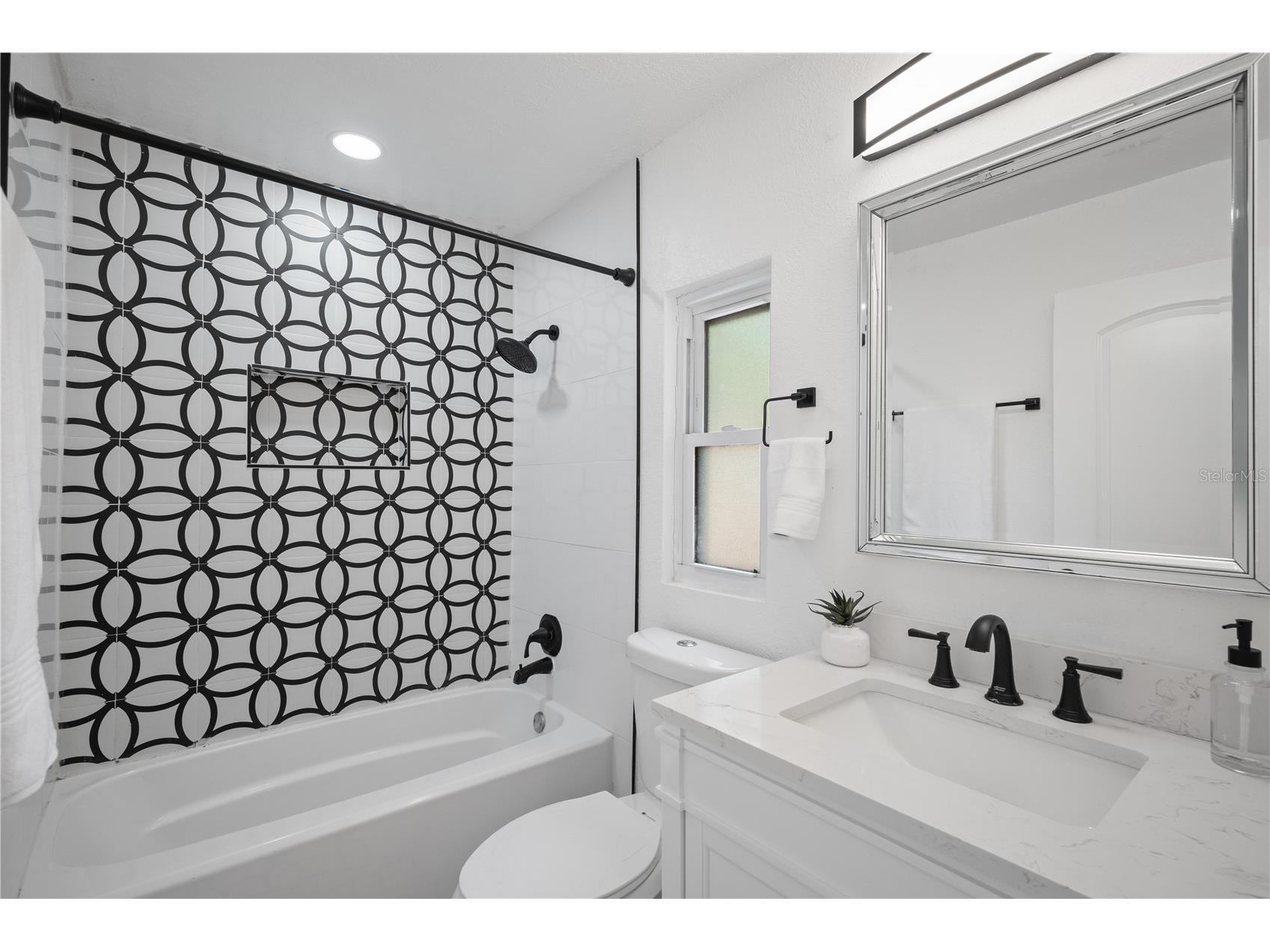 5115 16th Street N Saint Petersburg FL 33703 TB8477639 image15