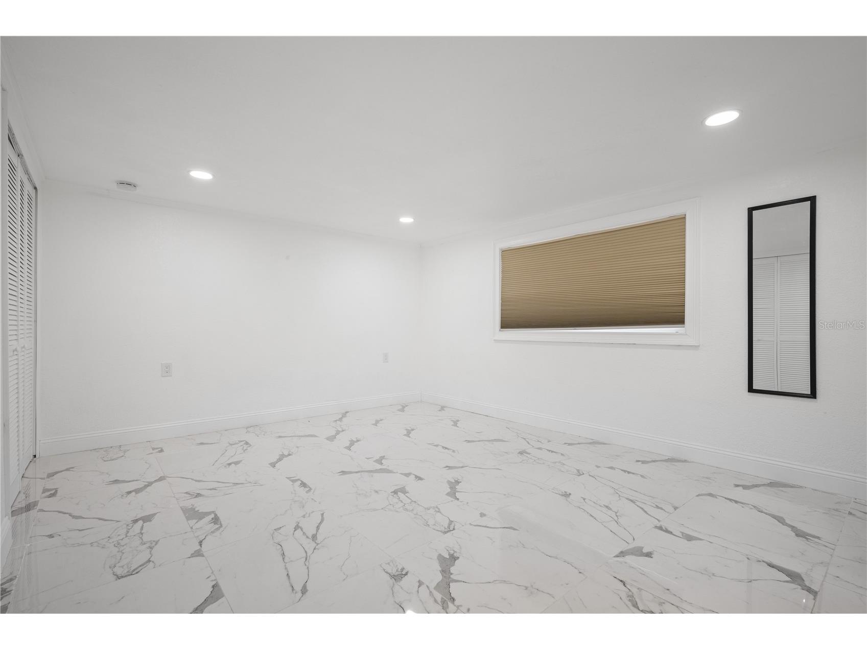 5115 16th Street N Saint Petersburg FL 33703 TB8477639 image8