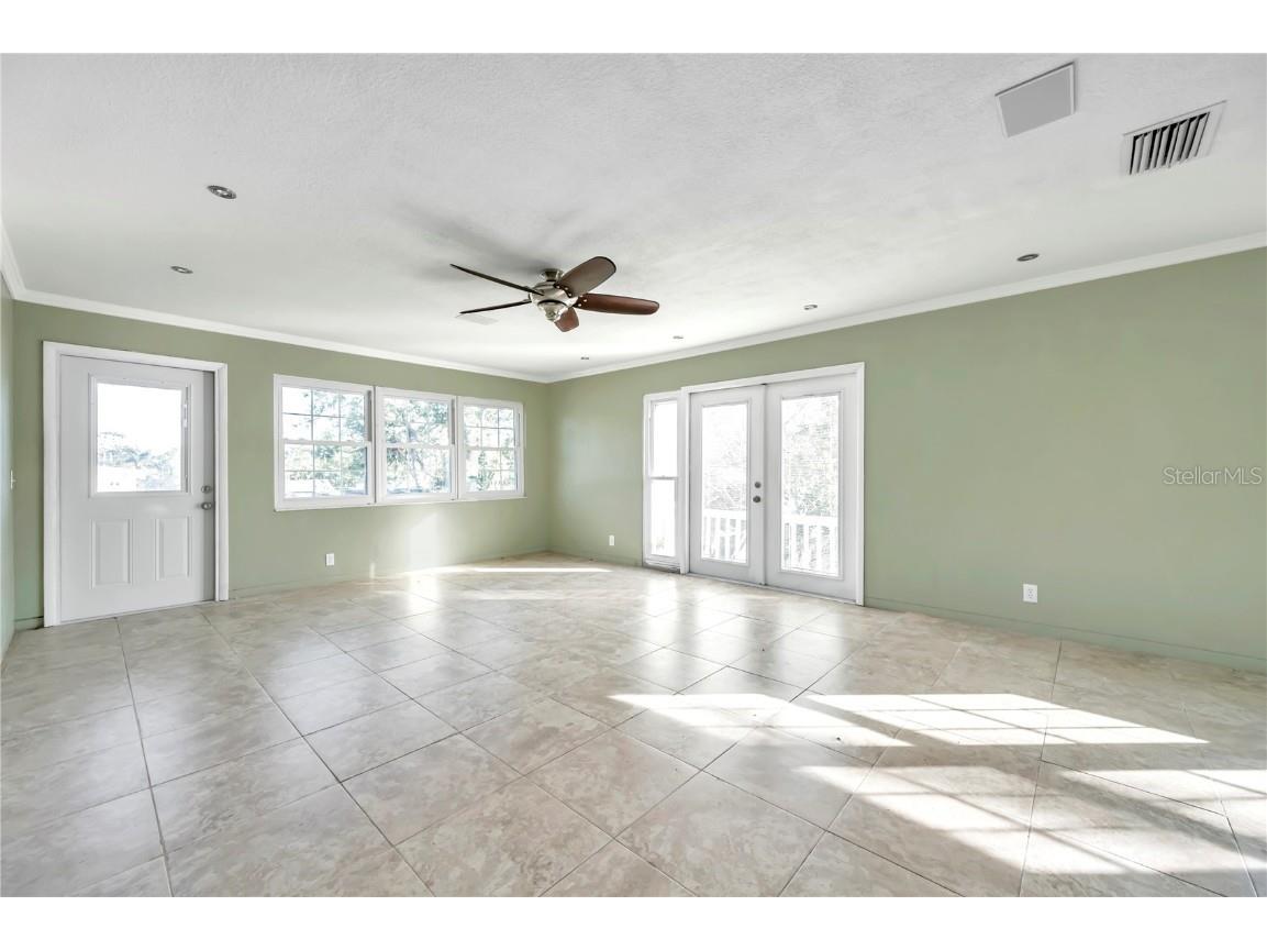 5115 28th Avenue S Gulfport FL 33707 TB8324930 image20