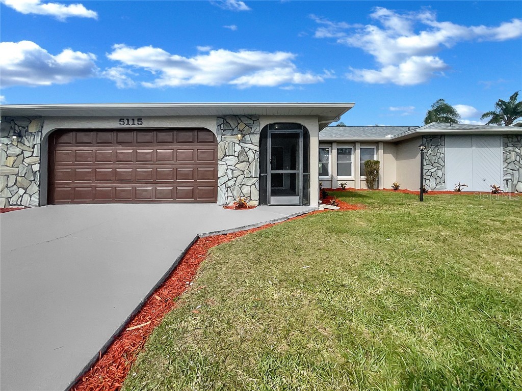 5115 Brandeis Circle S Sarasota FL 34243 O6087064 image1