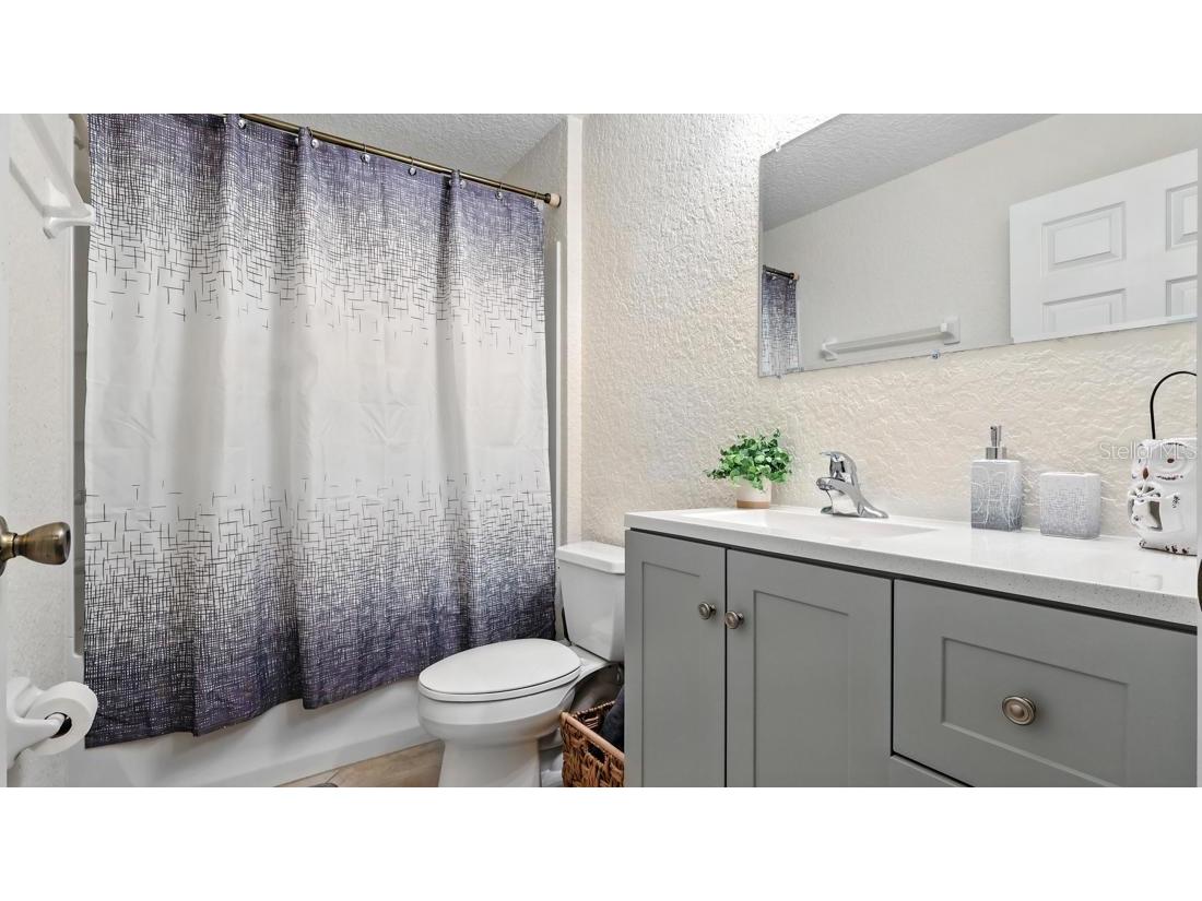 5115 NE 122nd Boulevard Oxford FL 34484 O6407651 image16